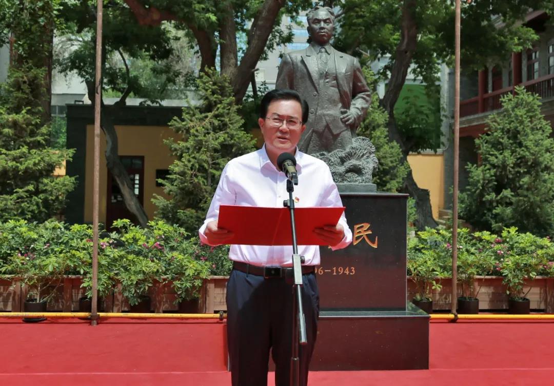 市委常委,区委书记杜海涛作讲话