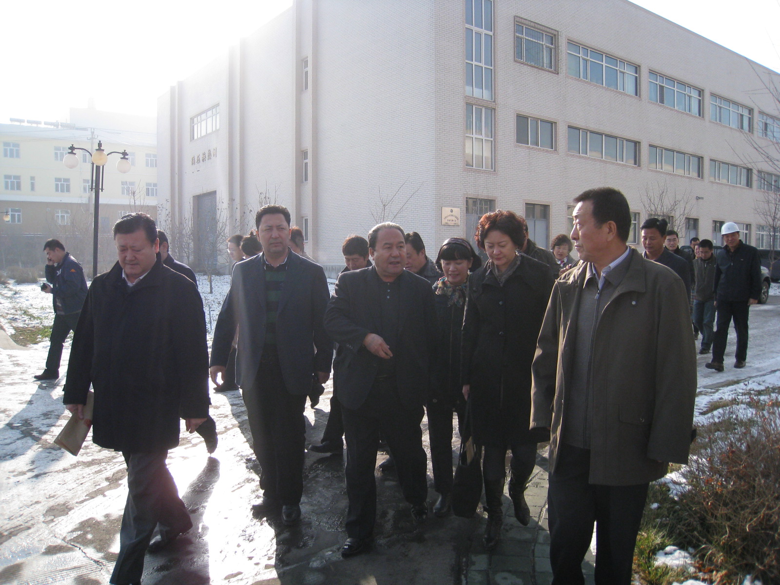乌鲁木齐市人大常委会主任木拉提尤努斯一行到天山区进行执法检查